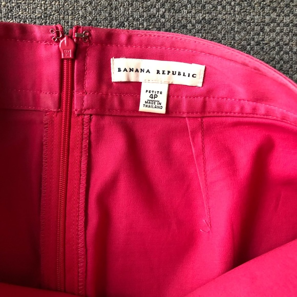 BANANA REPUBLIC Petite 4 Pink Skirt - Picture 4 of 4
